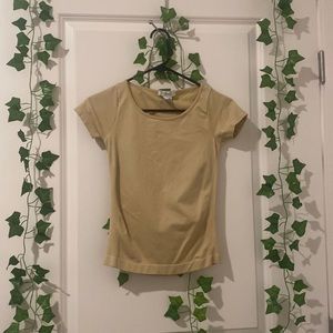 3 weeks old , worn twice. beige small top